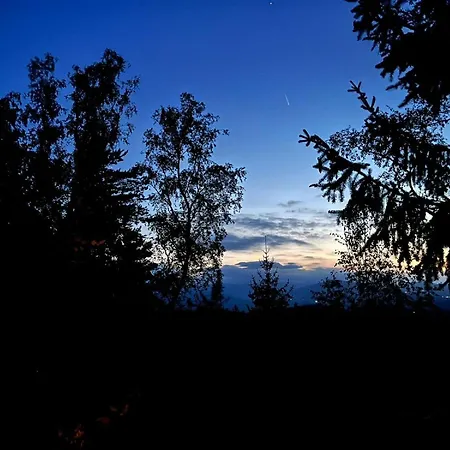 Feriehus In Near Slopes *